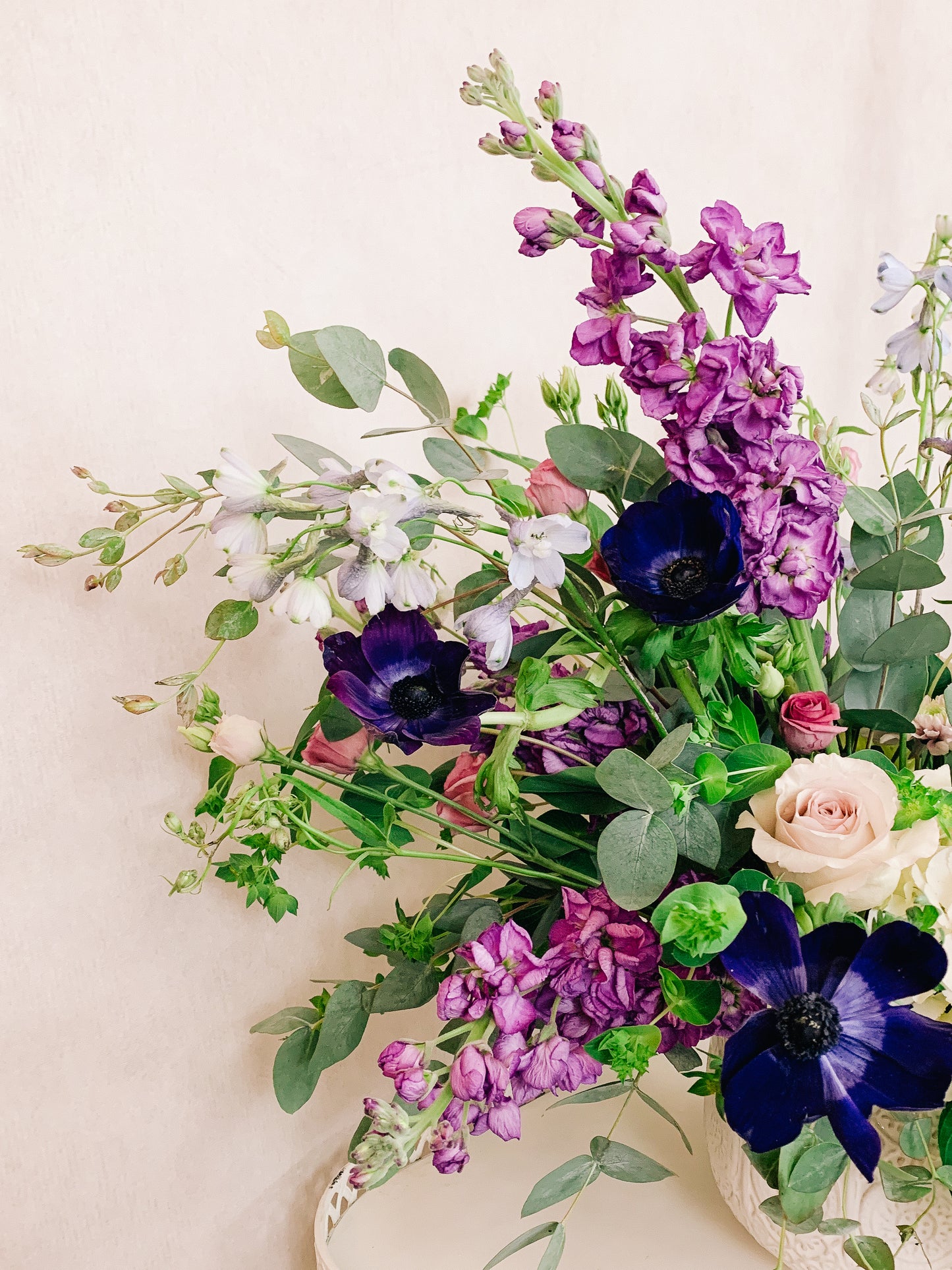 The Eccleston White Pot Arrangement